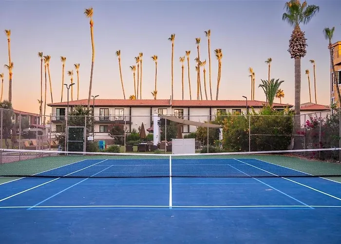 218 Fully Furnished 1br Suite-outdoor Pool *